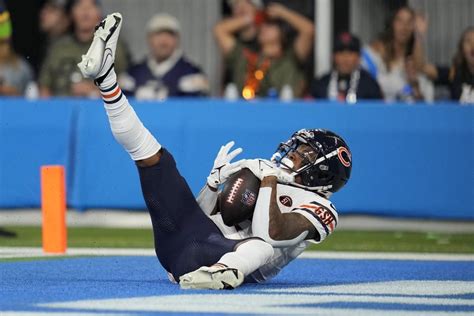 Bears receiver Velus Jones Jr. shoulders blame for dropped touchdown pass: “It’s real devastating”
